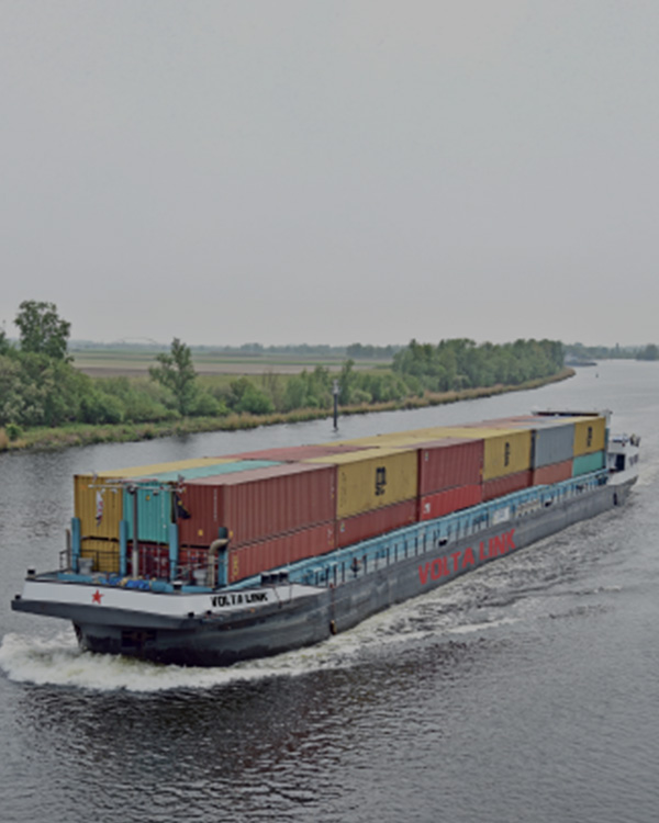 Volta Lake Transporter